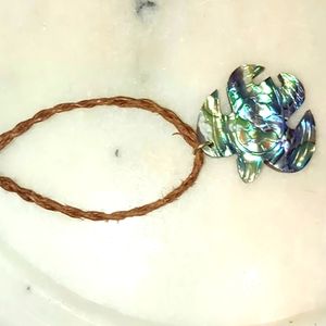 Sea turtle pendant choker